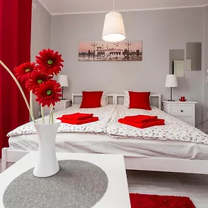 Grey House Vratislav